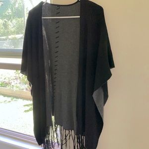 Poncho/ Shawl